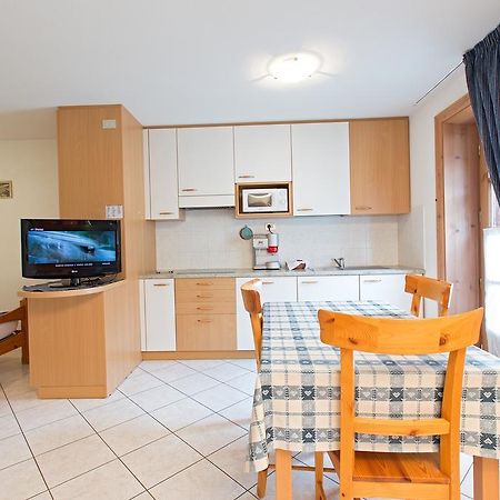 Bait Vegl Apartment Livigno Bagian luar foto