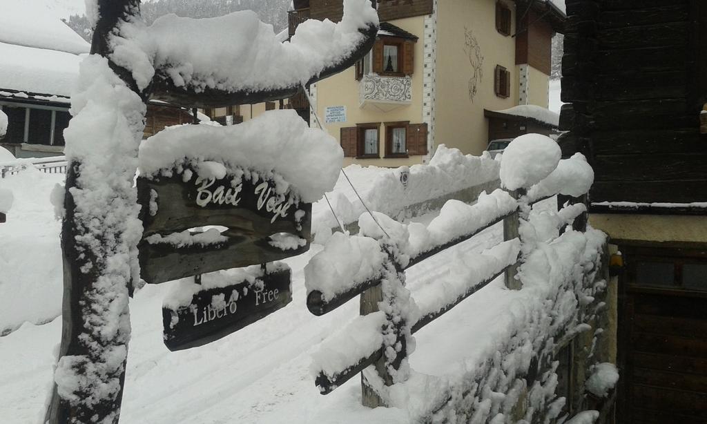 Bait Vegl Apartment Livigno Bagian luar foto