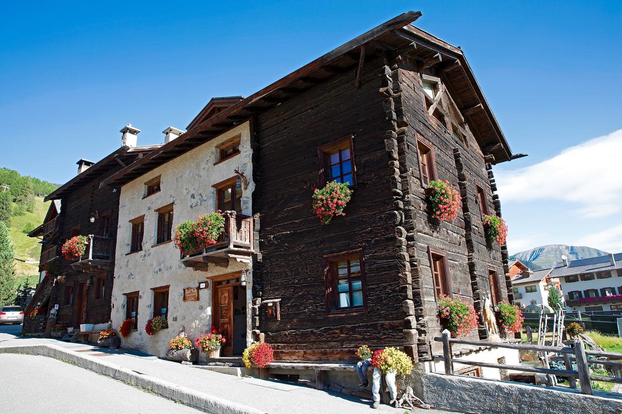 Bait Vegl Apartment Livigno Bagian luar foto
